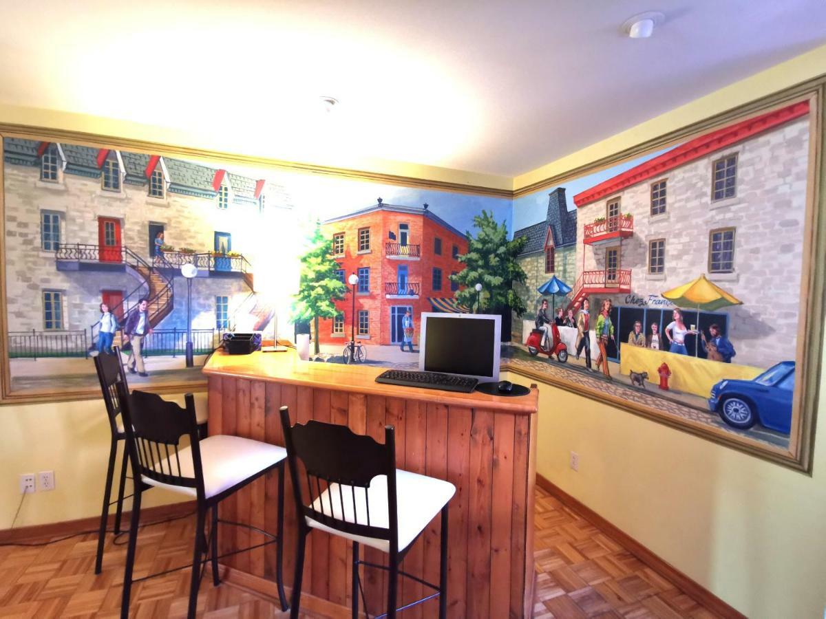 Accueil Chez Francois Bed & Breakfast Montreal Exterior photo